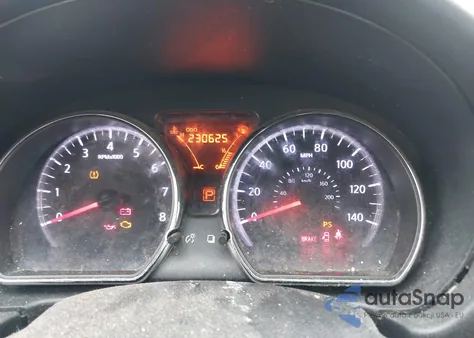 2014 Nissan Versa Note S Plus z USA, uszkodzony, nr VIN 3N1CE2CP0EL421006